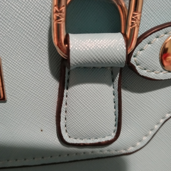 Michael Kors Purse - Picture 6 of 8